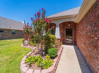 8315 Dawnridge Dr, Dallas, TX 75249