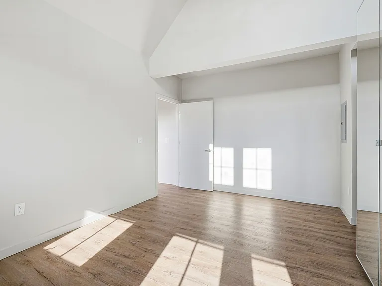 Upscale Westside Living! Spacious 2BD/2BA Above Copal Restaurant — Photo 25