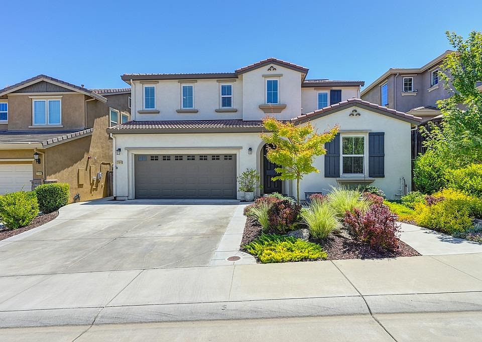 1st image of 2104 Westmeath Way