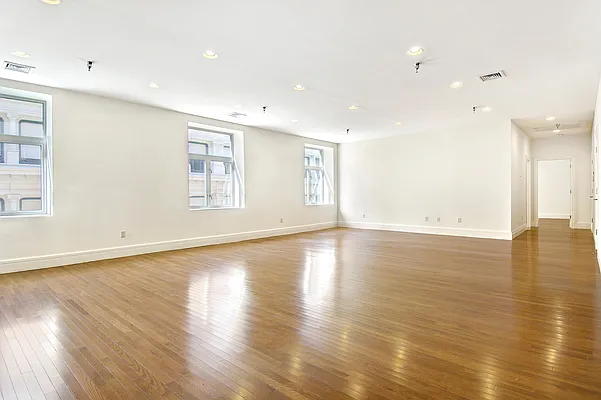 Rented by Sapo Group | media 10