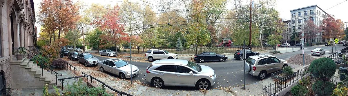 Van Vorst Park across the street - 283 York St #GARDEN LEVEL
