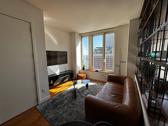 2nd image of 15 William St APT 33D