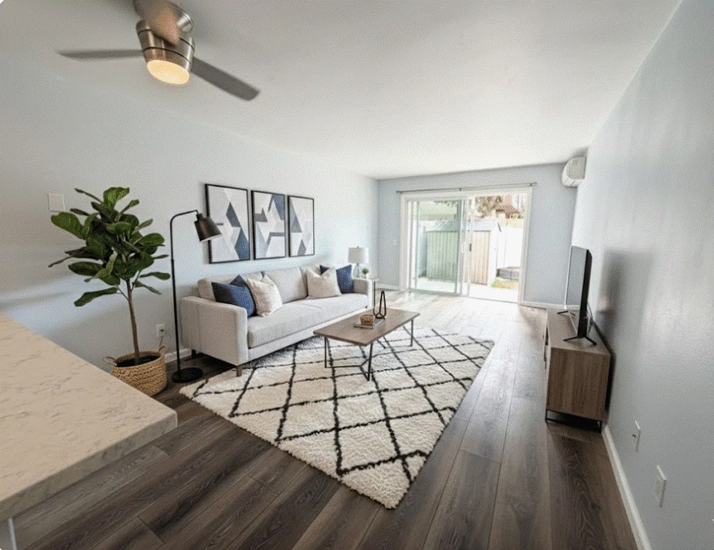 Looking for a cozy new place to call home? This charming 1-bedroom, 1-bath condo might be just th... — Photo 2
