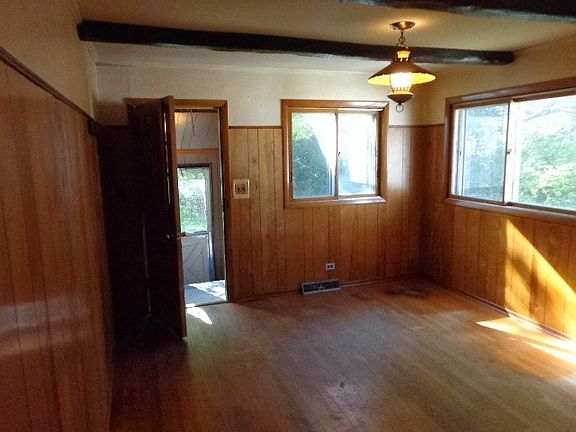 3rd image of 26465 W Harlem Ave
