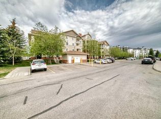 16 Country Village Bay NE #408, Calgary, AB T3K 5Y9