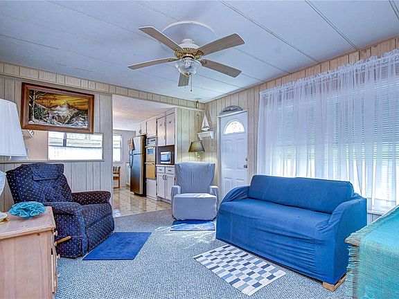 4th image of 38651 WINDFLOWER AVENUE