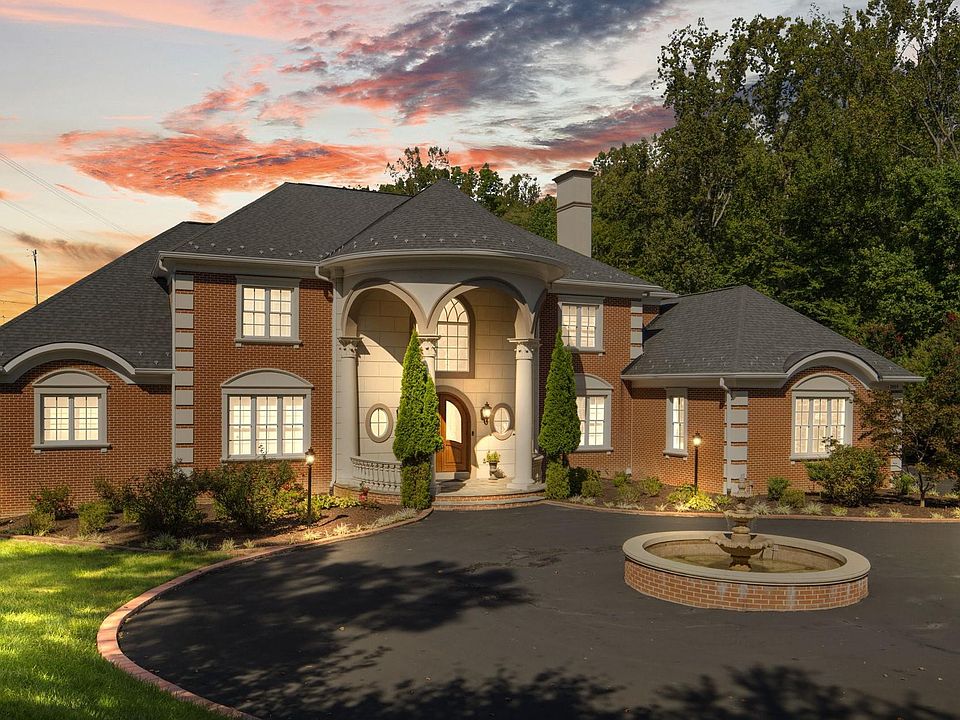 1st image of 9889 Oxcrest Dr