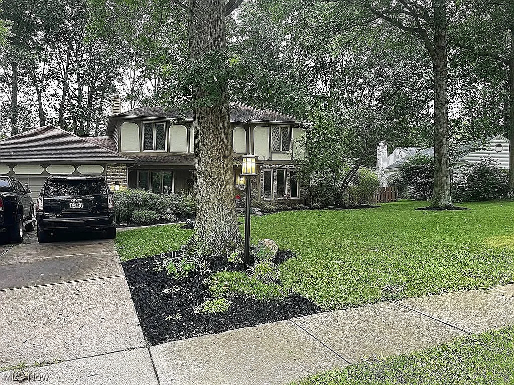 32312 Stoney Brook Dr photo 1
