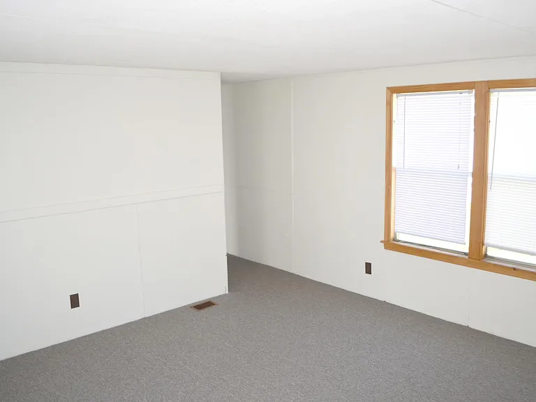 7600 Heatherstone Dr #8 — Photo 7