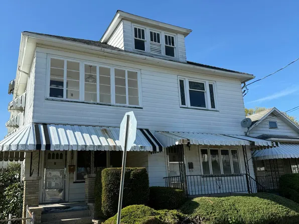 303 Phillips St, Hanover Township, PA 18706