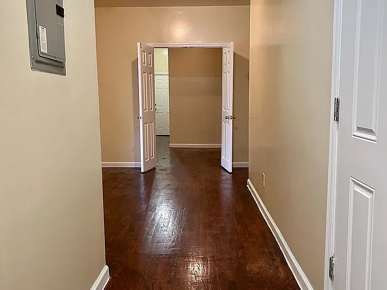 318 16th Ave #5L — Photo 5