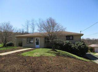 304 Oliver Dr, Elizabeth, PA