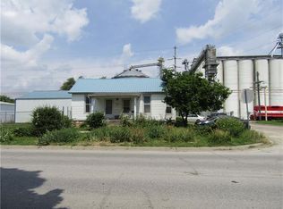 300 Fairground Ave, Higginsville, MO 64037
