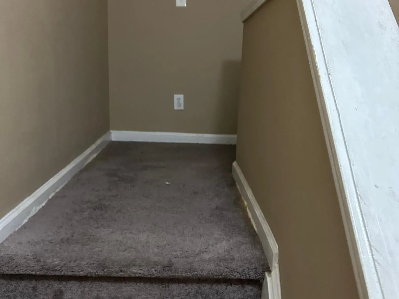 2355 Keenland Ct — Photo 2
