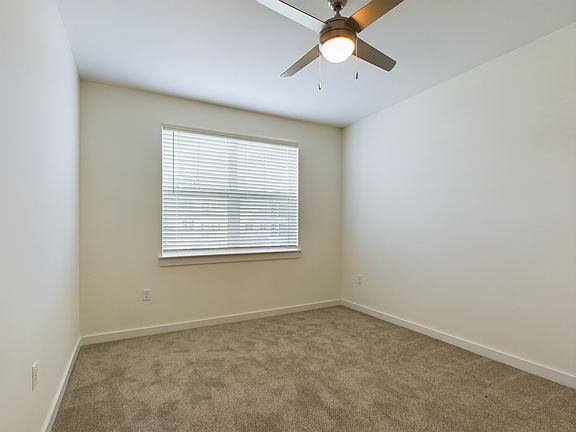 5th image of 2520 New Port Royal Rd #3305