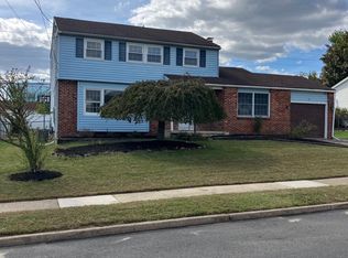 14 Benner Rd, Turnersville, NJ 08012