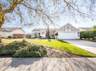 173 White Oak Dr, Hanford, CA 93230