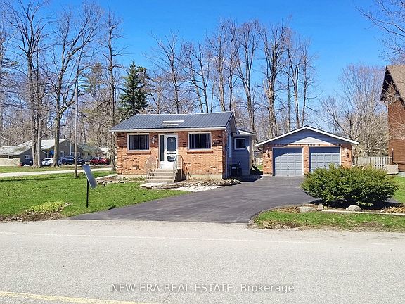 3rd image of 26 Big Bay Point Rd