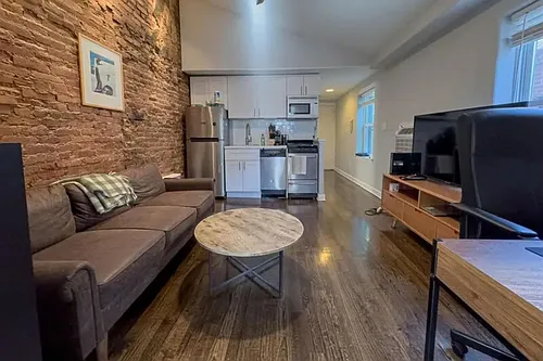 1618 Spruce St #3RR Photo 1