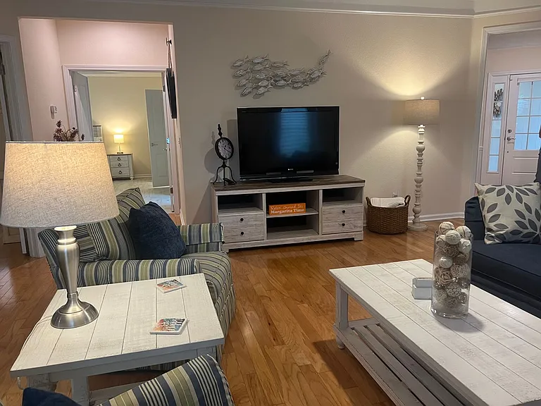 21 Abbotsbury Pl — Photo 12