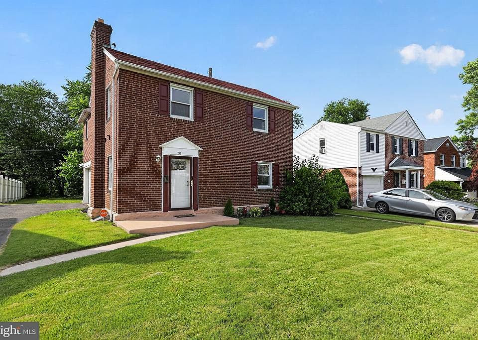 1st image of 213 Priscilla Ln
