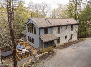 305 Sequena Dr, Sandisfield, MA 01255