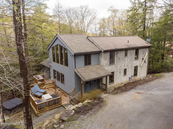 305 Sequena Dr, Sandisfield, MA 01255
