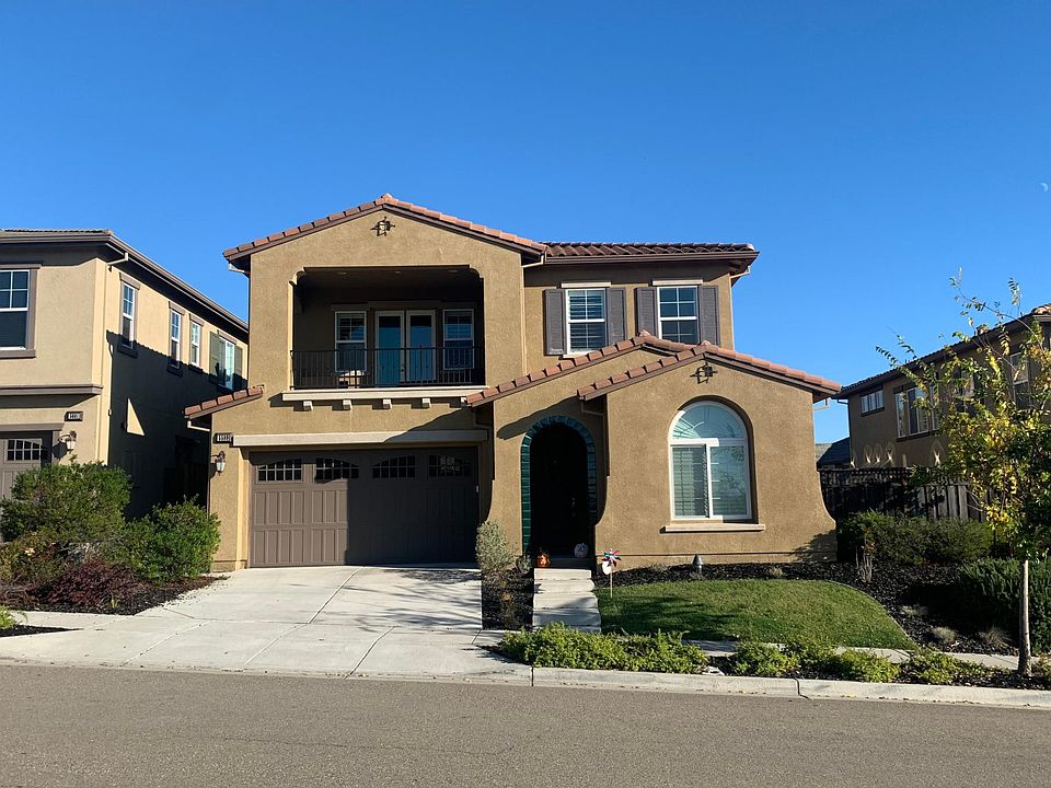 1st image of 5589 Avellina Dr