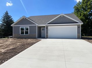 862 George St, Huntington, IN 46750