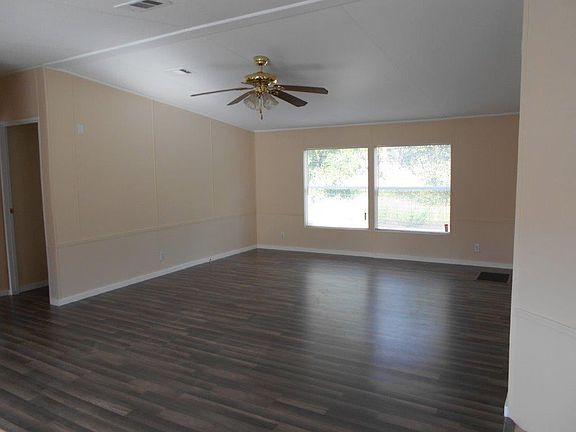 NEWER LAMINATE FLOORING-NO CARPETS!