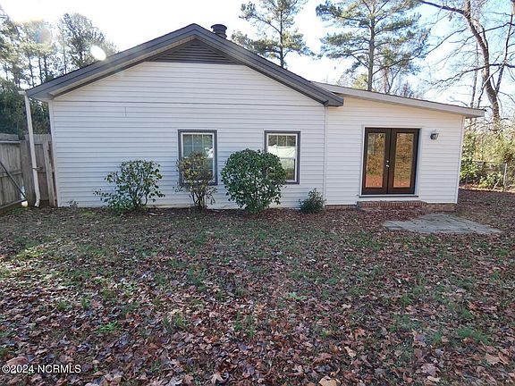 2nd image of 3112 Wellington Drive