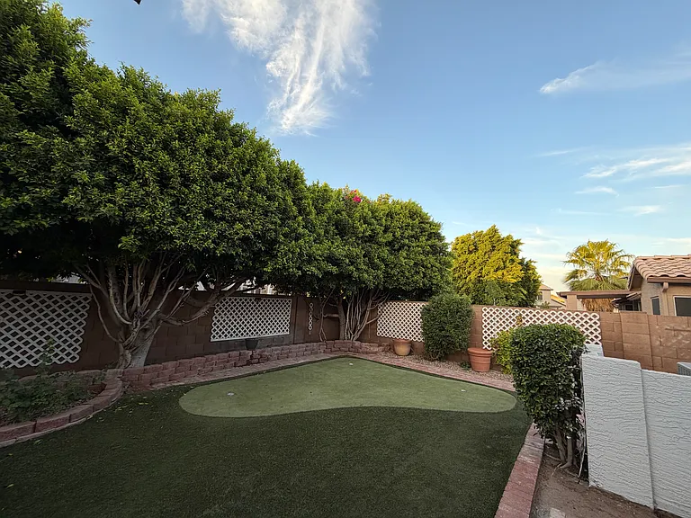 1850 W Desert Ln — Photo 40