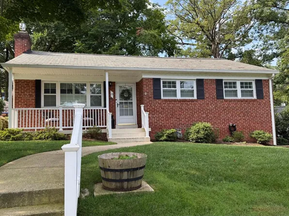 19 Eastmoor Dr, Silver Spring, MD 20901