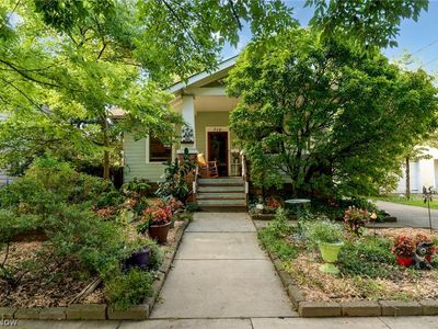 716 Falls Ave, Cuyahoga Falls, OH, 44221