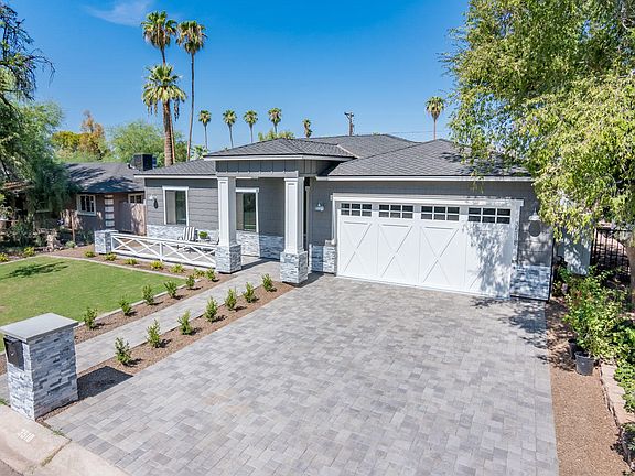 4th image of 3518 E Glenrosa Ave
