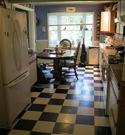 3rd image of 325 Lovell St