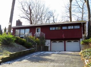 51 Hartman Hill Rd, Huntington, NY 11743