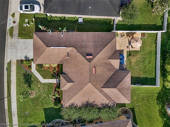 3rd image of 3894 Whistlewood Cir