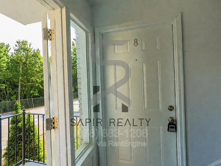 166 Anderson Ave NW #B08 — Photo 2