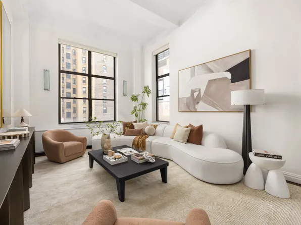 49 East 96th Street image 1 of 14