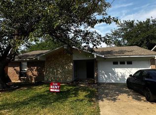 1807 Elmwood Ln, Carrollton, TX 75006