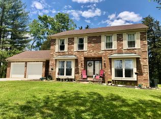 238 S Village Ln, La Follette, TN 37766
