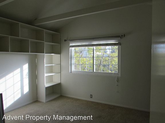 5th image of 4276 Cleveland Ave Unit 5