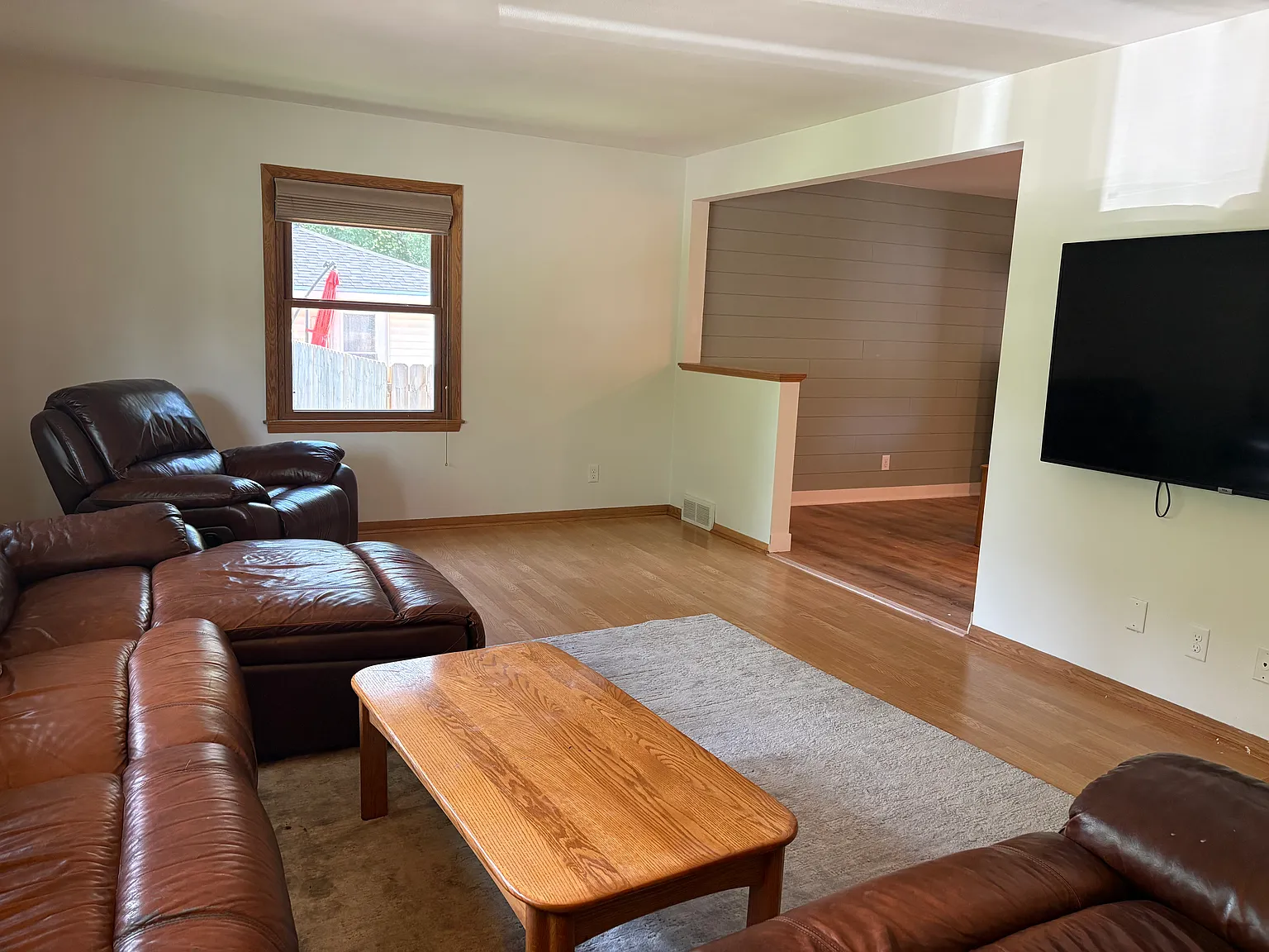203 E Lakeview Ave — Photo 4