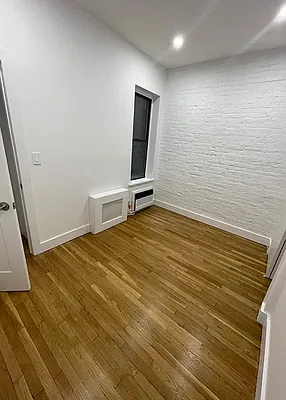 Rented by Maidman Realty Group LL | media 19