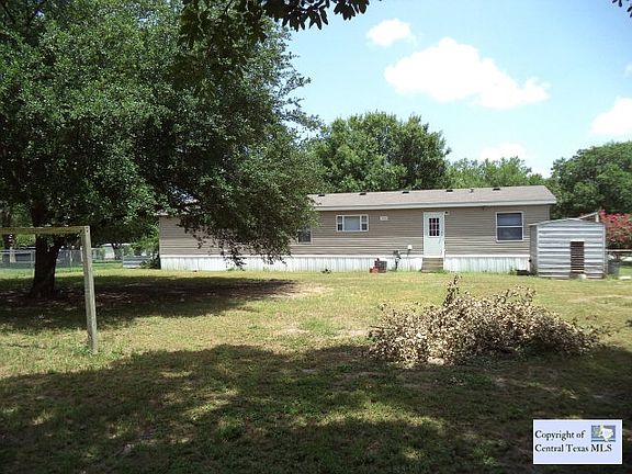 2nd image of 322 Pecan Dr SW