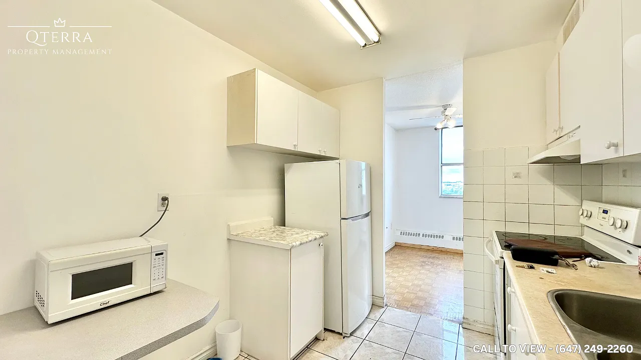 1 bed, 900 sqft, $1,895 — Photo 3