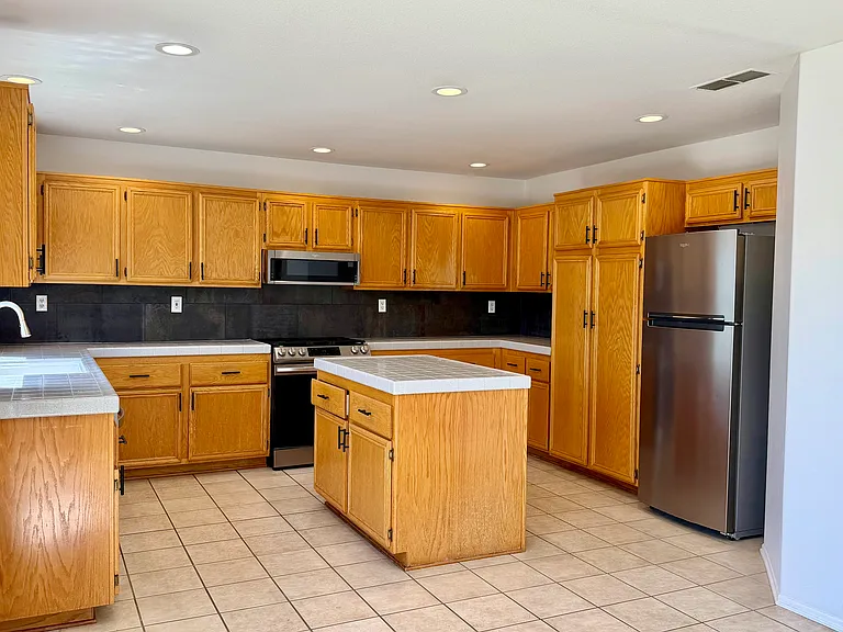 39519 Bainbridge Cir — Photo 4