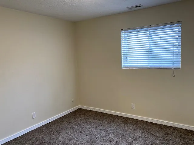 2604-2608 N Webb Rd #2612 — Photo 7