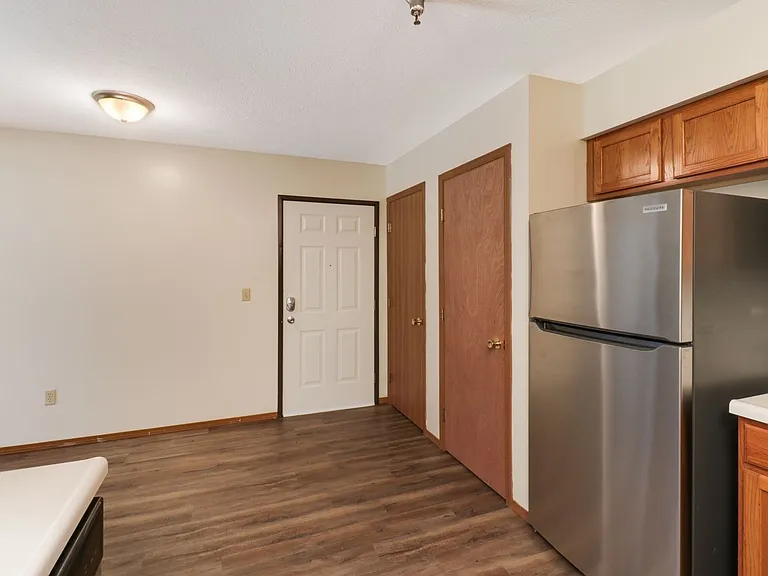 Christopher Way Apartments — Photo 34